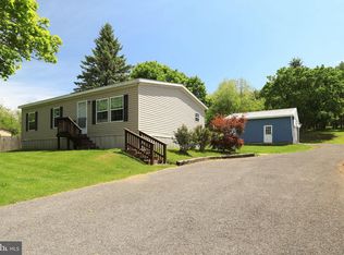 128 Greens Valley Rd, Centre Hall, PA 16828