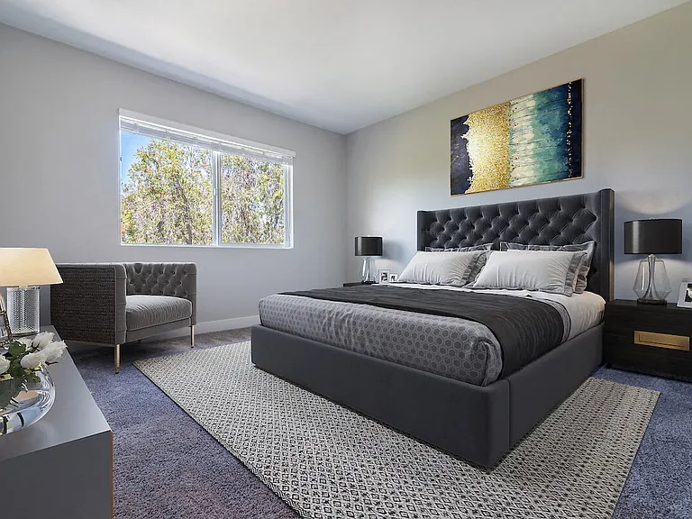 Bixby Hill Apartments — Photo 2