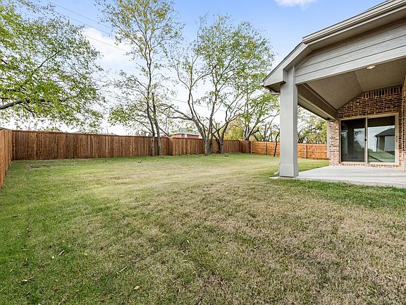 5th image of 1104 Wrenwood Dr