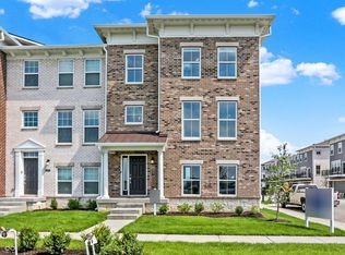9335 Clarendon Dr, Fishers, IN