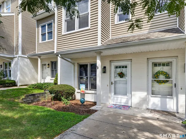 73 Cobblestone Drive #73, Groton, CT 06340