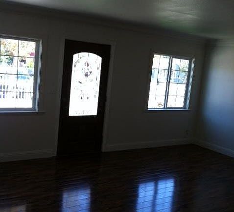 2nd image of 1227 Gainsville Ave