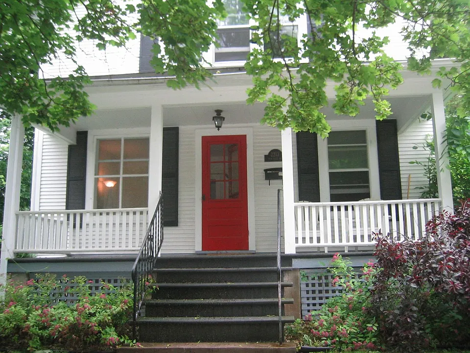 2213 Van Hise Ave