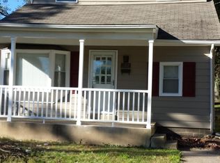702 N Stonestreet Ave, Rockville, MD
