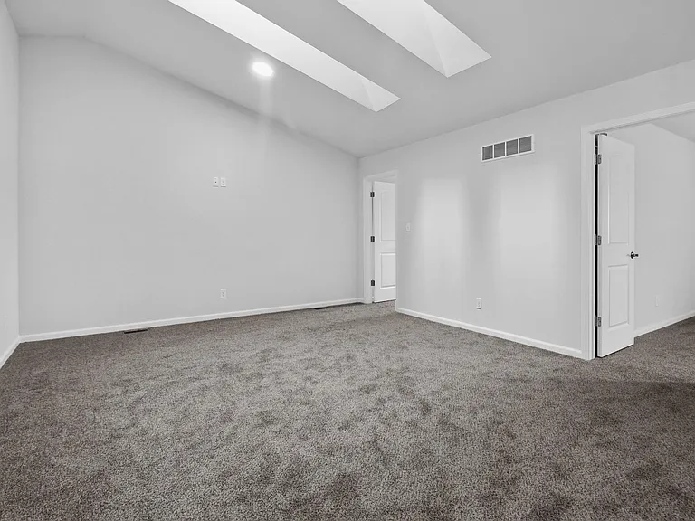8253 Aviana Ave #B — Photo 6