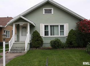 2653 Harrison St, Davenport, IA 52803