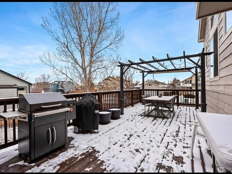 8705 Katherine Ct — Photo 3