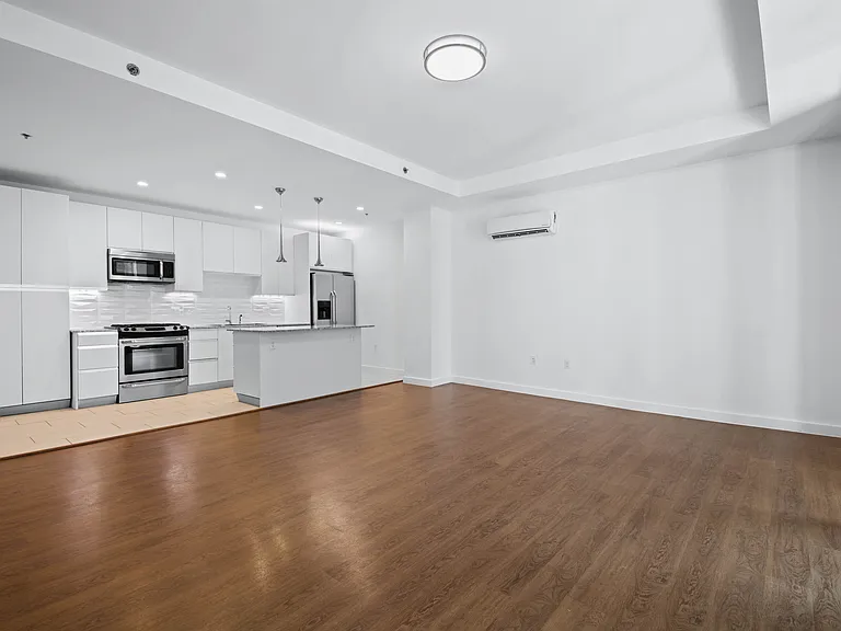 The Meridia Apartments — Photo 6