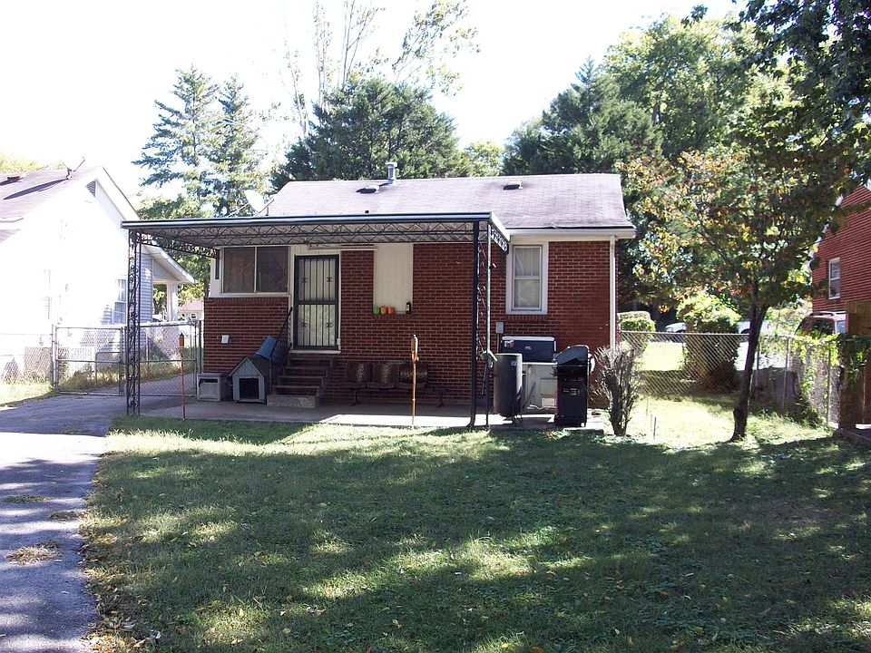 2nd image of 914 Stockell St