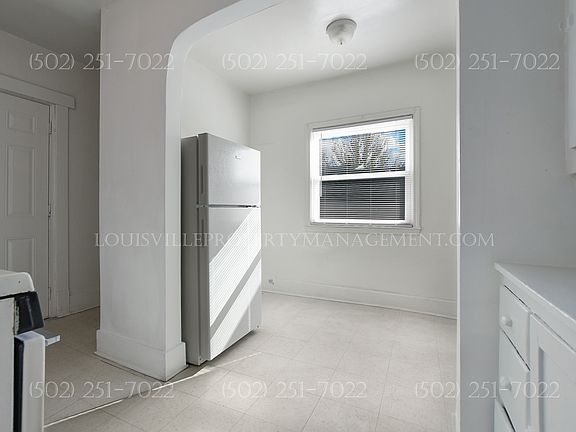 3rd image of 615 S 38th St #2