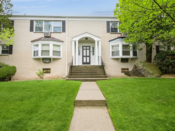 8 Essex Lane #2710, Suffern, NY 10901