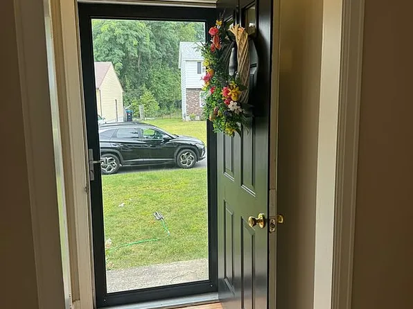 218 Schermerhorn St, Schenectady, NY 12304