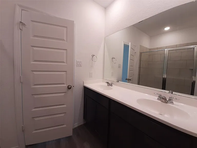 16568 Moss Ln — Photo 15
