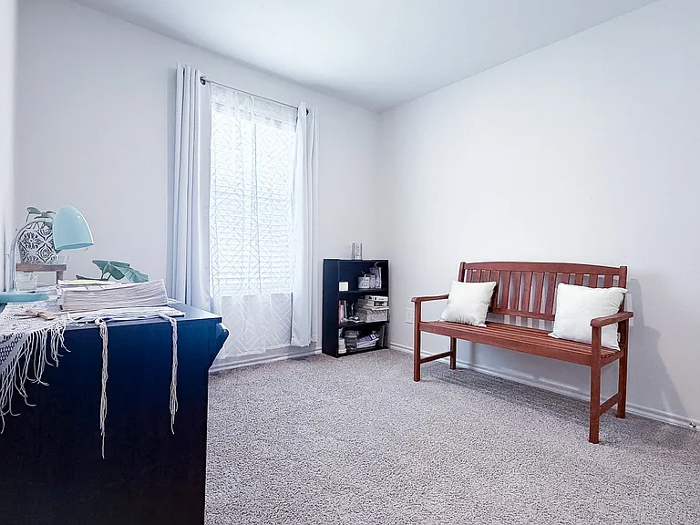 702 Sunlight Loop — Photo 26