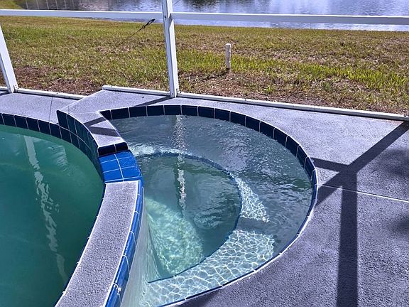 5th image of 3237 Fairfield Dr