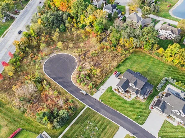 51793 Salem Meadows Dr #18, Granger, IN 46530