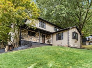 766 Robinhood Dr, Newark, OH 43055