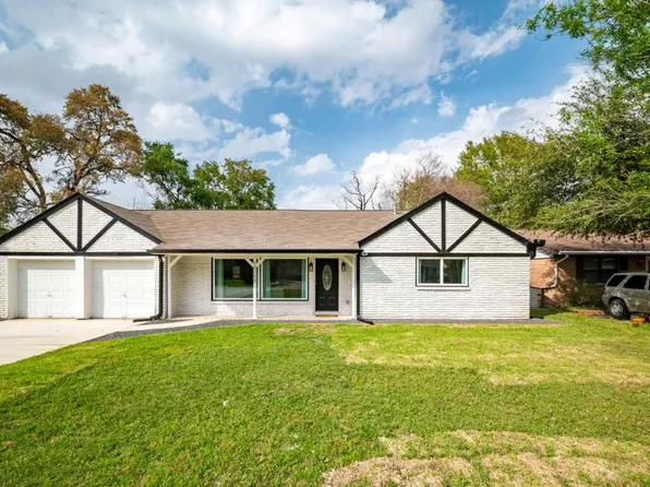 10058 Timberoak Dr, Houston, TX 77080