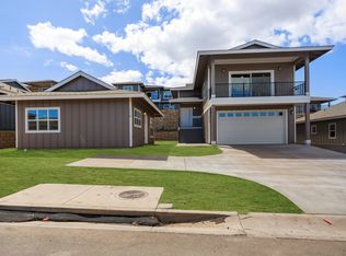 112 Oliona St, Makawao, HI 96768