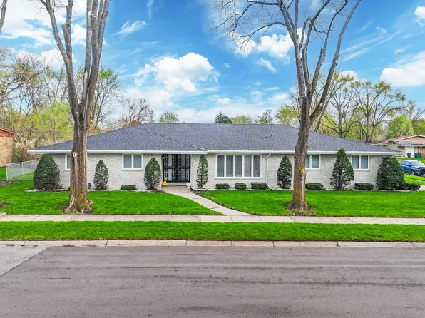 5301 Delaware St, Merrillville, IN 46410