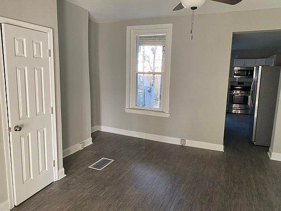 4th image of 221 Church St #1