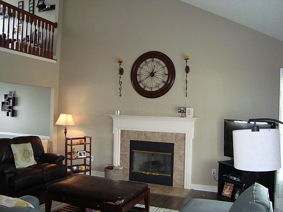 3rd image of 765 Lilly Landing Ln