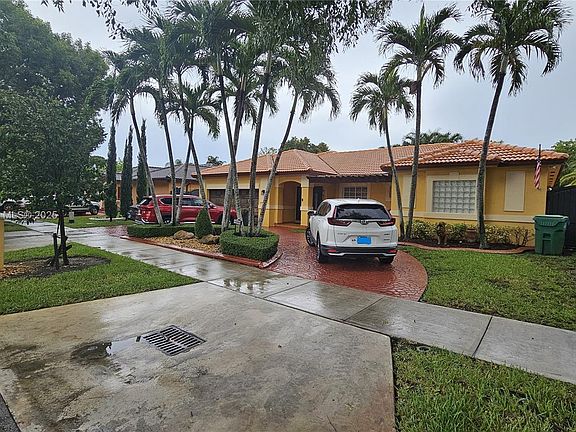 3rd image of 16569 NW 91st Ct