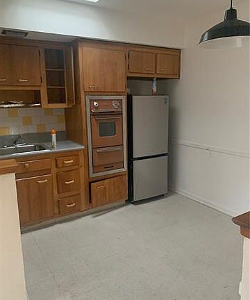 3rd image of 2952 Kingsland Ave