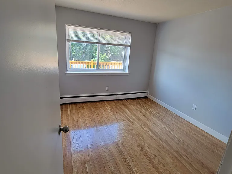 720 River Street — Photo 6