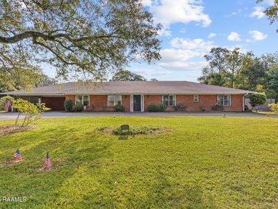 1215 N State St, Abbeville, LA, 70510