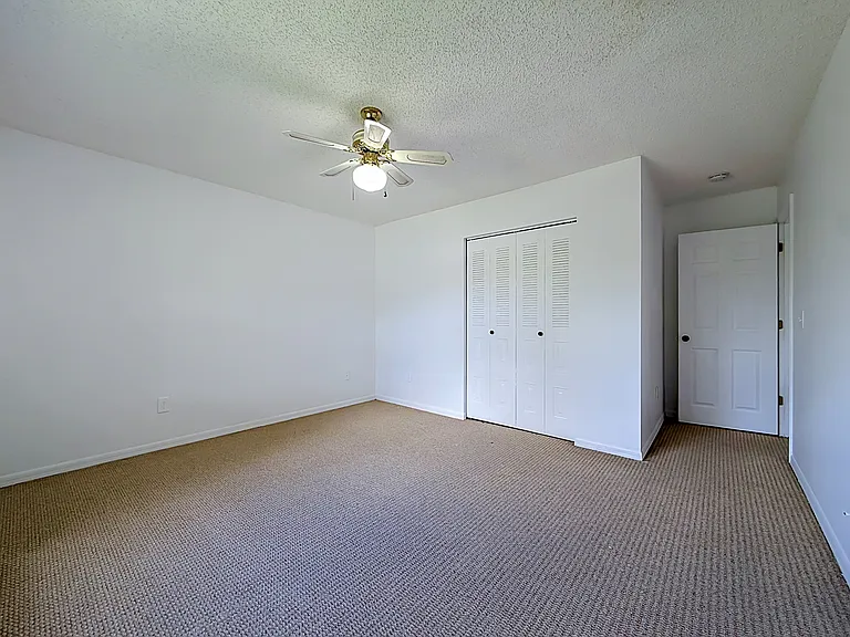 5597 67th Ave N #423 — Photo 16