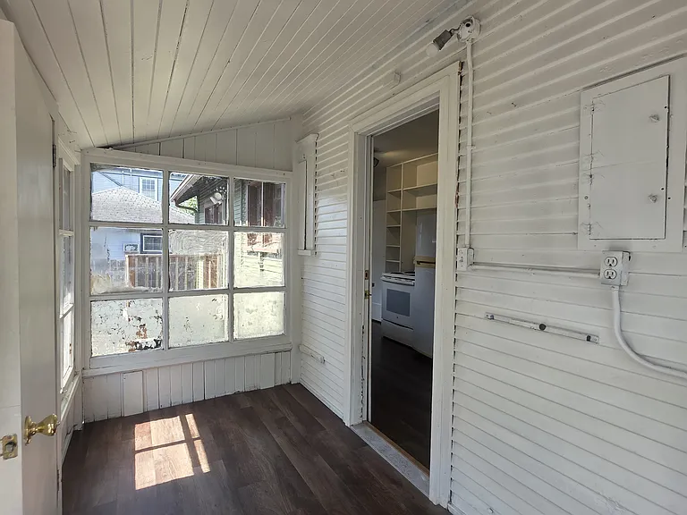 950 Capitol St NE — Photo 22