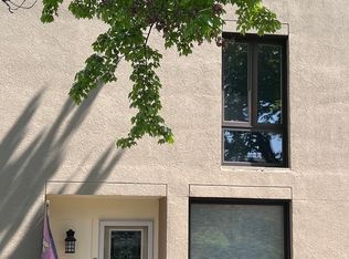 6 Maple Tree Ct, Elmhurst, IL 60126