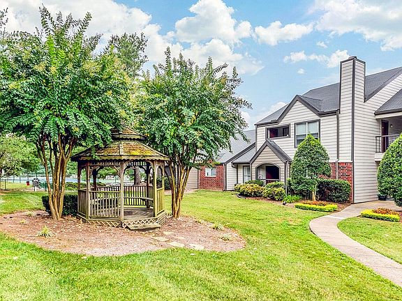 Landmark at Wynton Pointe