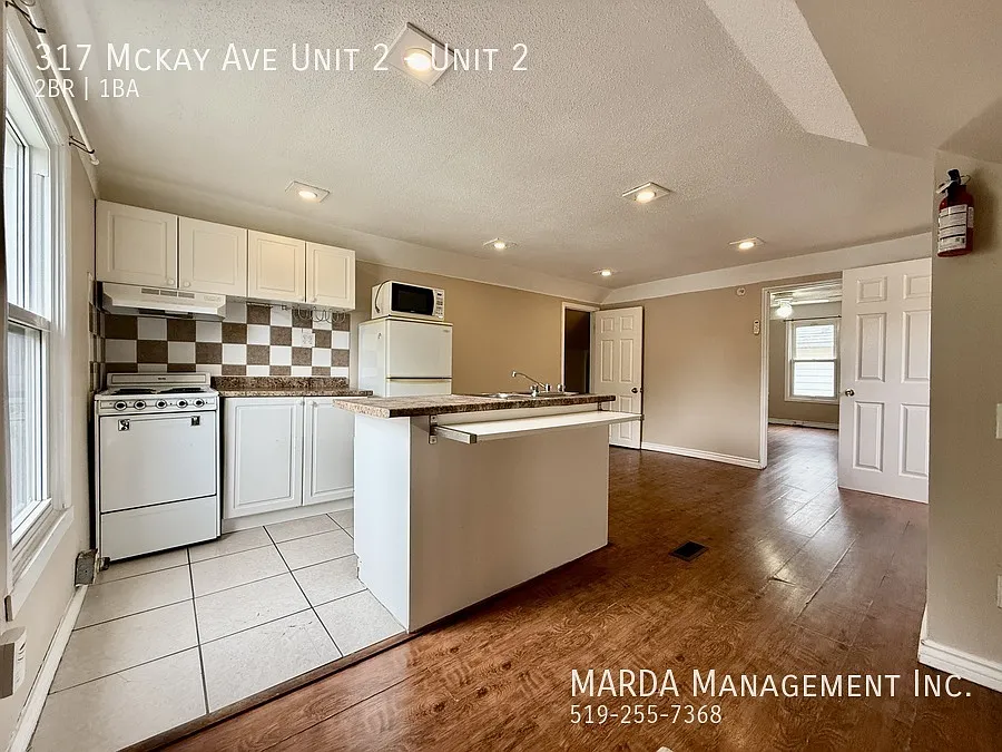 317 McKay Ave #2
