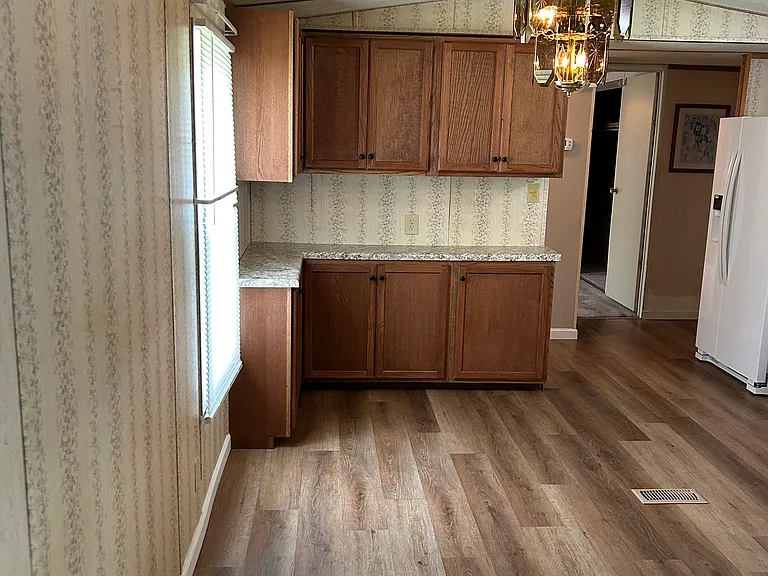 120 Eastridge Ln — Photo 19