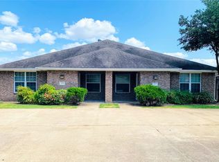 3731 Oldenburg Ln, College Station, TX 77845