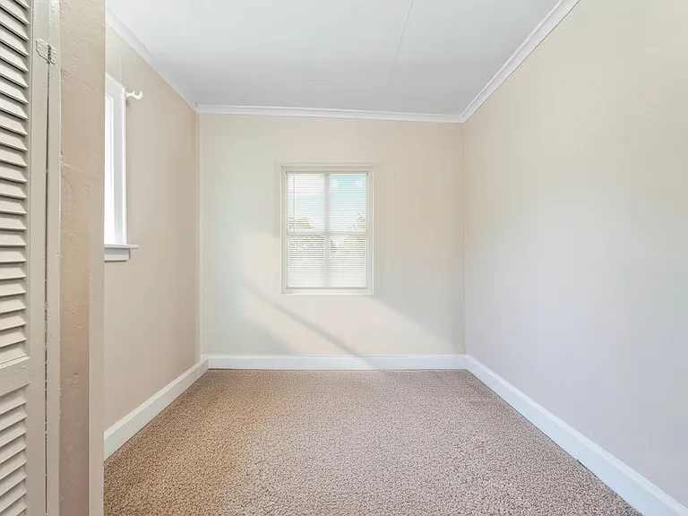 120B Little Pl #1 — Photo 7