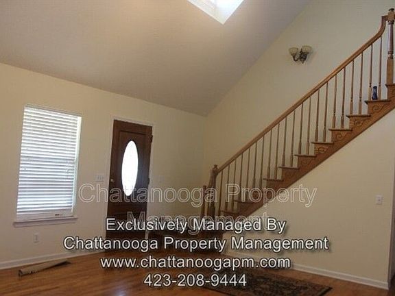 4th image of 67 Brook Wood Dr
