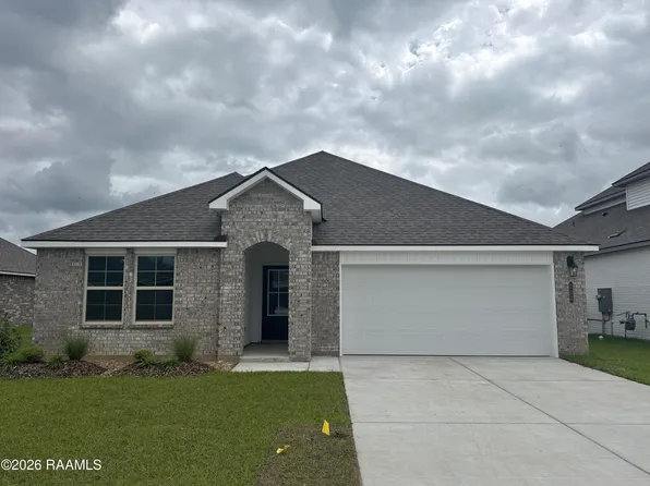 132 Lake Ridge Dr, Broussard, LA 70518