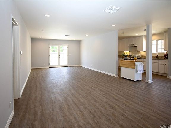 2nd image of 8103 Teesdale Ave