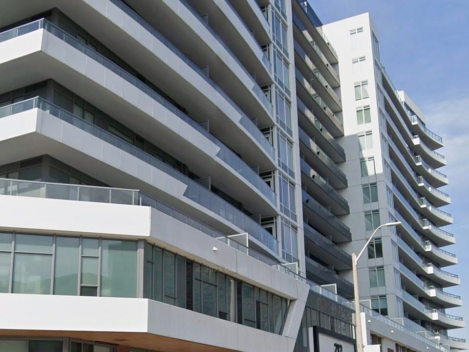 1st image of 212 King William St #1010