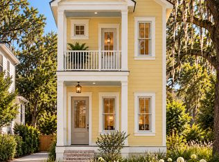 808 NW 7th Pl, Gainesville, FL 32601