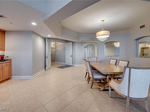 4th image of 6061 Silver King Blvd Unit 805