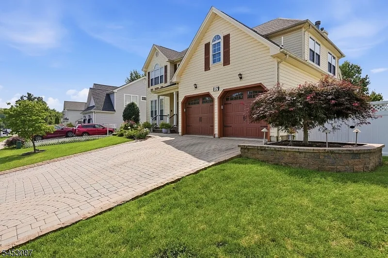 4 bed, 4.0 bath, $3,500 — Photo 4