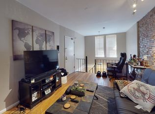 425 Monroe St APT 1, Philadelphia, PA 19147