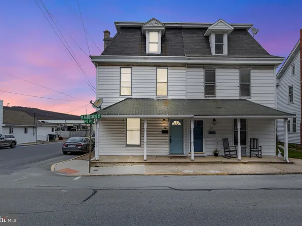 24 W Harrisburg St, Dillsburg, PA 17019