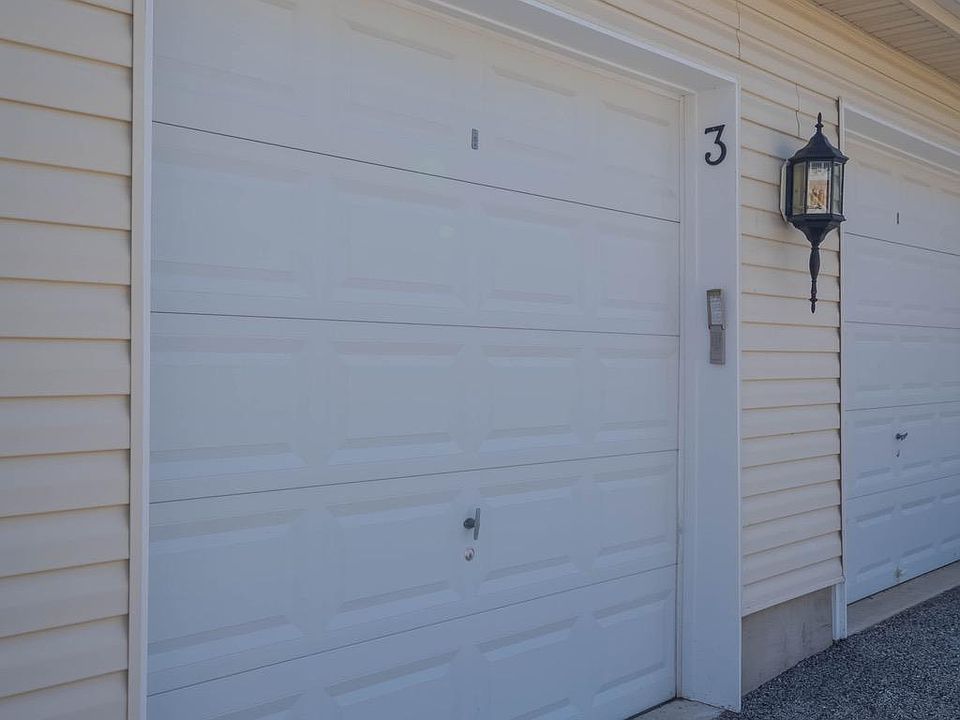 2nd image of 300 Tiree Ct Unit 3