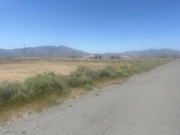 2271 Carnation Way, Pahrump, NV 89048