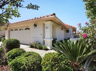 951 Crescent Bnd, Fallbrook, CA 92028